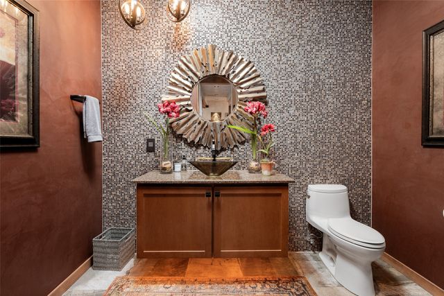 4 W Golden Eagle, Santa Fe, NM 87506