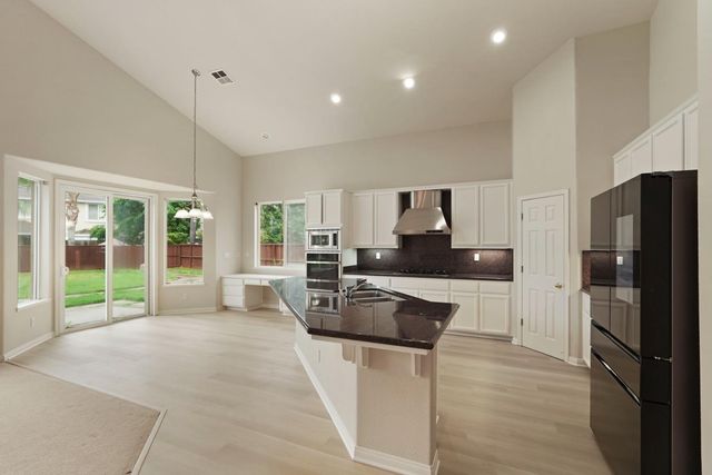 2062 Superior Ct, Tracy, CA 95304