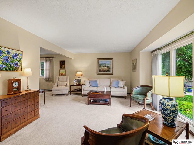 3202 Redwing Drive, Bellevue, NE 68123