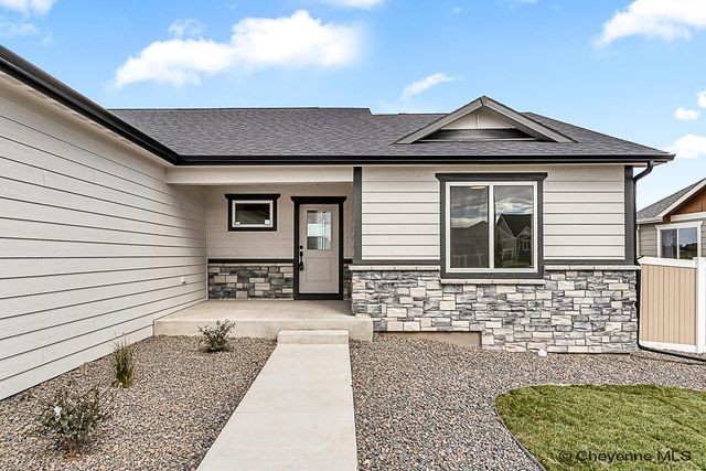 4021 FARTHING RD, Cheyenne, WY 82001
