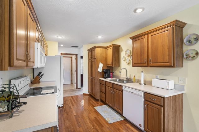 516 South Bernier Avenue, Springfield, MO 65802