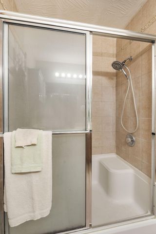 516 South Bernier Avenue, Springfield, MO 65802