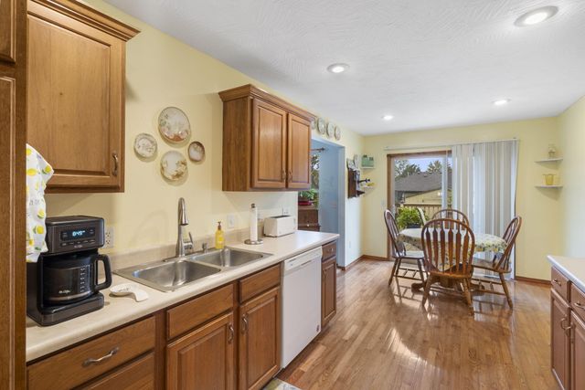 516 South Bernier Avenue, Springfield, MO 65802