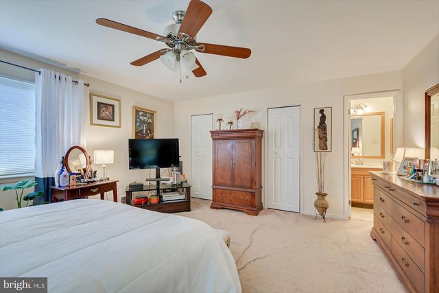 806 ROBIN RD, Hillsborough, NJ 08844