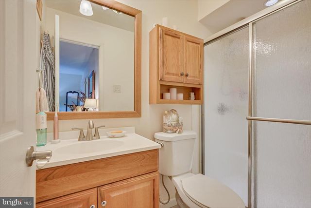 806 ROBIN RD, Hillsborough, NJ 08844