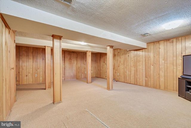 806 ROBIN RD, Hillsborough, NJ 08844