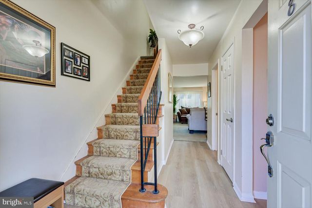 806 ROBIN RD, Hillsborough, NJ 08844