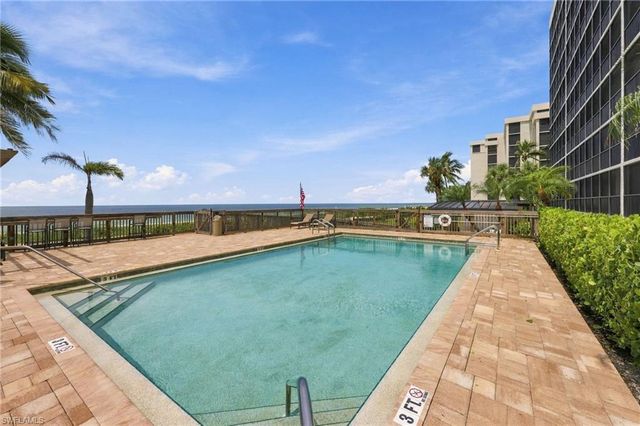 9653 Gulf Shore DR 502, Naples, FL 34108