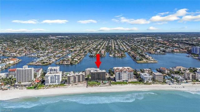 9653 Gulf Shore DR 502, Naples, FL 34108