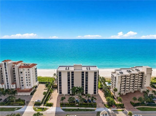 9653 Gulf Shore DR 502, Naples, FL 34108