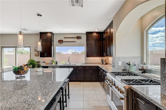 6775 Stella Rosa Court, Las Vegas, NV 89139