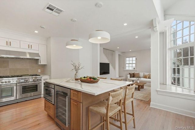 7 Fernwood Avenue, Rye, NY 10580