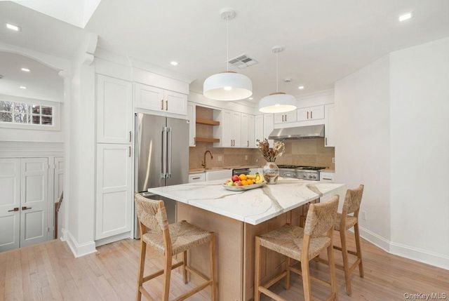 7 Fernwood Avenue, Rye, NY 10580