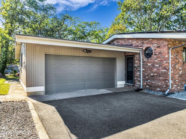 452 Lehigh Drive, Brick, NJ 08723