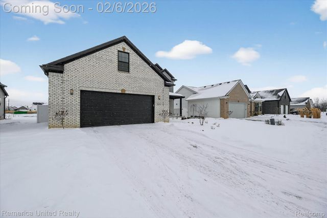 5024 Chatsworth Street, Dundee Village, MI 48131