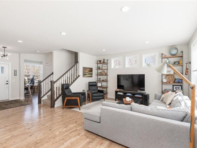 9055 Lakeside Drive, Victoria, MN 55386