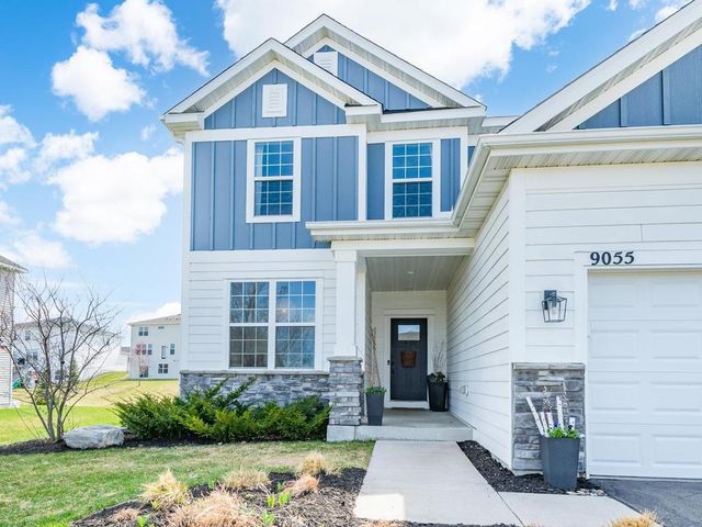 9055 Lakeside Drive, Victoria, MN 55386