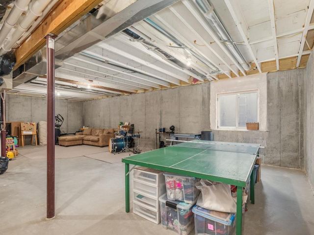 9055 Lakeside Drive, Victoria, MN 55386