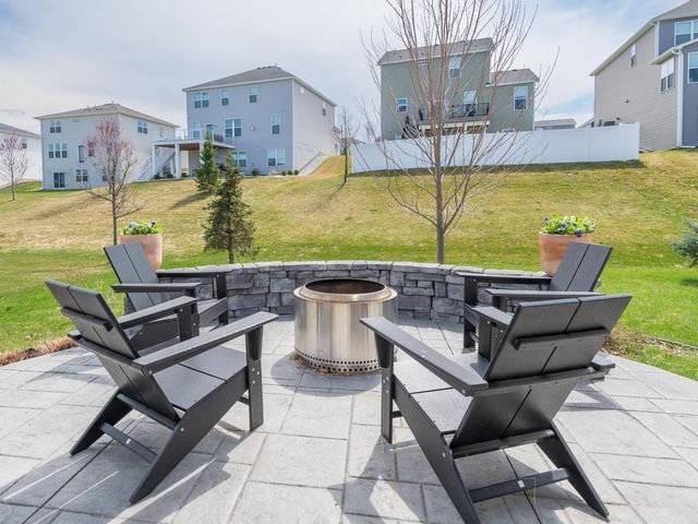 9055 Lakeside Drive, Victoria, MN 55386