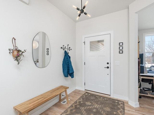 9055 Lakeside Drive, Victoria, MN 55386