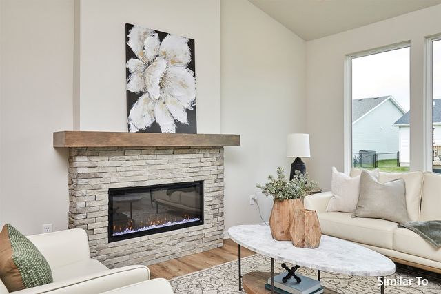 2924 Myron Street, Norwalk, IA 50211