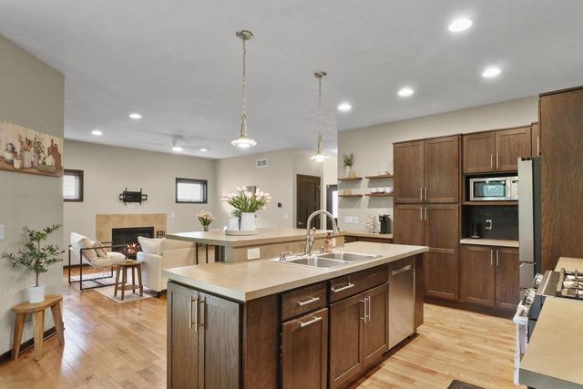 5 Cedarberry Circle, Verona, WI 53593