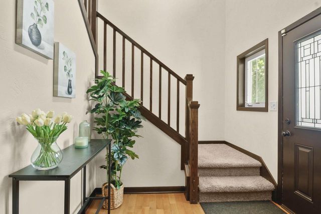 5 Cedarberry Circle, Verona, WI 53593