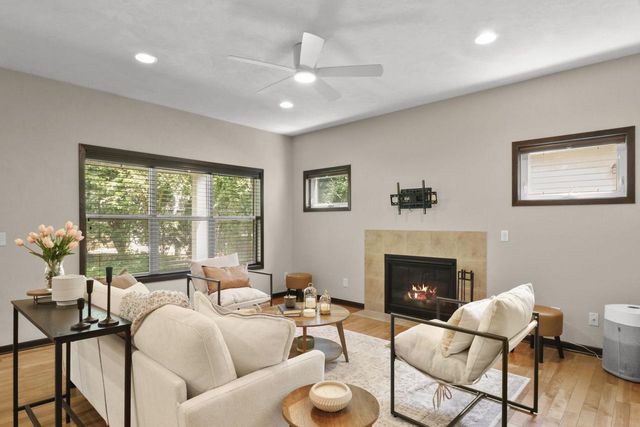 5 Cedarberry Circle, Verona, WI 53593