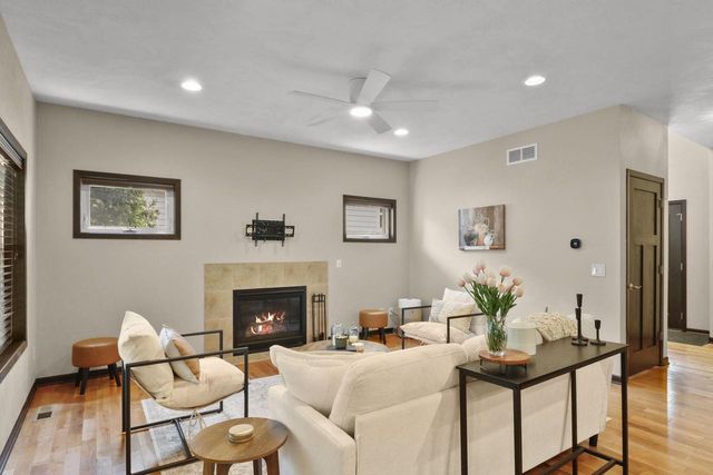 5 Cedarberry Circle, Verona, WI 53593