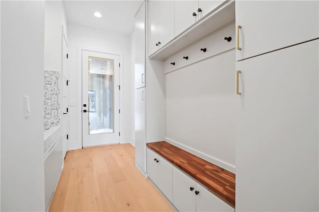 926 SE G Street, Bentonville, AR 72712