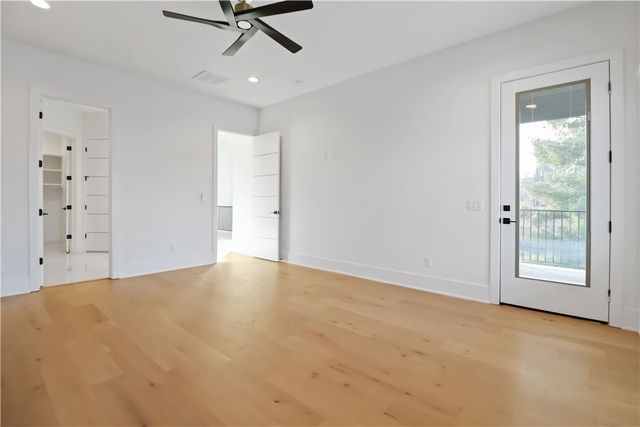 926 SE G Street, Bentonville, AR 72712