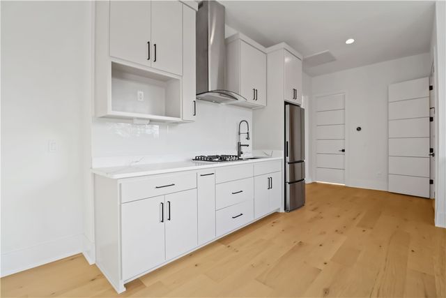 926 SE G Street, Bentonville, AR 72712