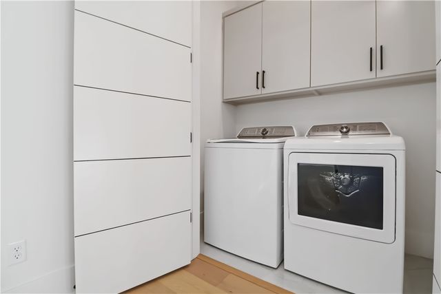 926 SE G Street, Bentonville, AR 72712