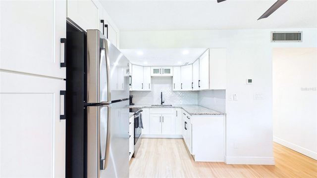 3789 46TH AVENUE S 204, St Petersburg, FL 33711