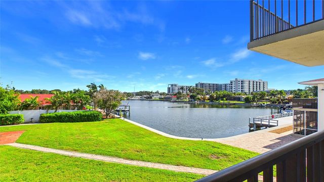 3789 46TH AVENUE S 204, St Petersburg, FL 33711