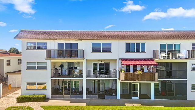 3789 46TH AVENUE S 204, St Petersburg, FL 33711