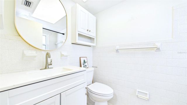 3789 46TH AVENUE S 204, St Petersburg, FL 33711