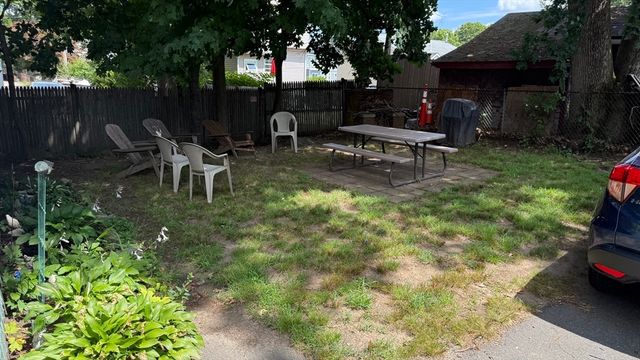 67 Sycamore Ave 3, Brockton, MA 02301