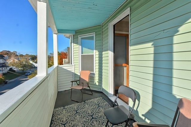 67 Sycamore Ave 3, Brockton, MA 02301