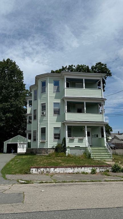 67 Sycamore Ave 3, Brockton, MA 02301
