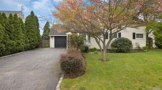 26 Carriage Lane, Levittown, NY 11756