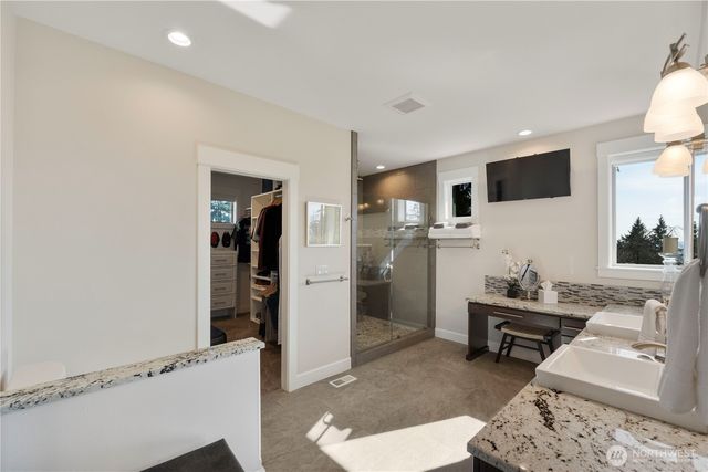 518 64th Avenue Ct East, Fife, WA 98424