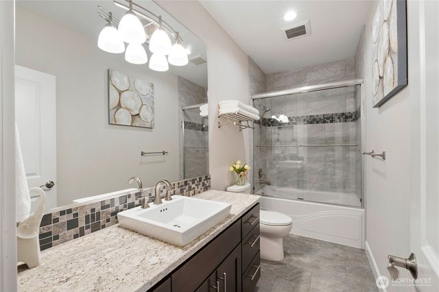 518 64th Avenue Ct East, Fife, WA 98424