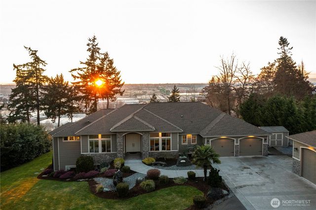 518 64th Avenue Ct East, Fife, WA 98424