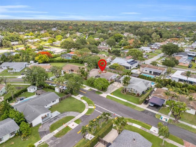 18645 SW 90th Ave, Cutler Bay, FL 33157