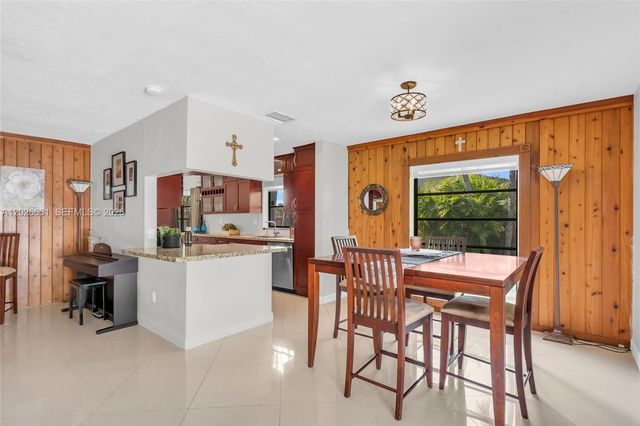 18645 SW 90th Ave, Cutler Bay, FL 33157
