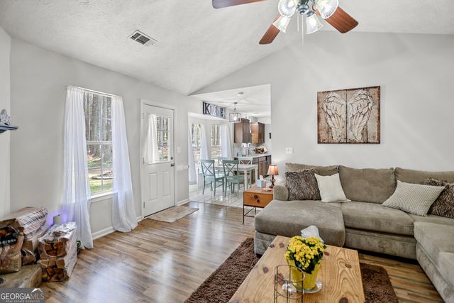 65 Posey Woods Drive, Newnan, GA 30265