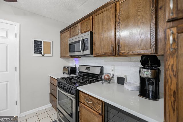 65 Posey Woods Drive, Newnan, GA 30265