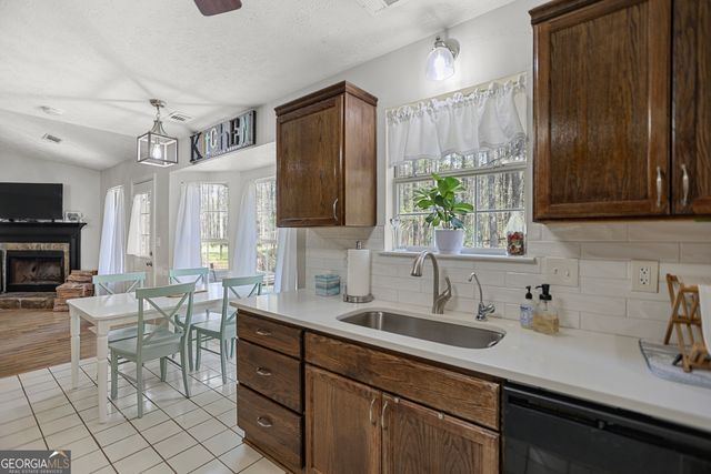 65 Posey Woods Drive, Newnan, GA 30265