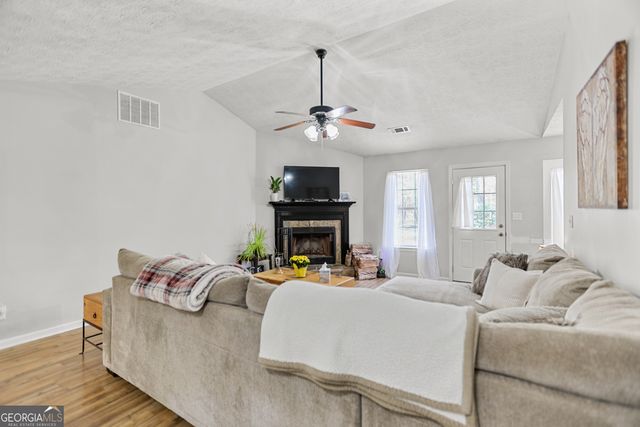 65 Posey Woods Drive, Newnan, GA 30265